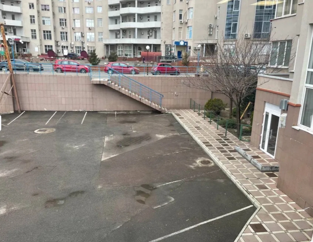 Аренда помещения свободного назначения 700 м², Среднефонтанская ул.