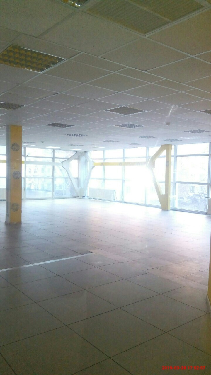 Оренда торговельного приміщення 1448 м², Миколи Голего вул., 7