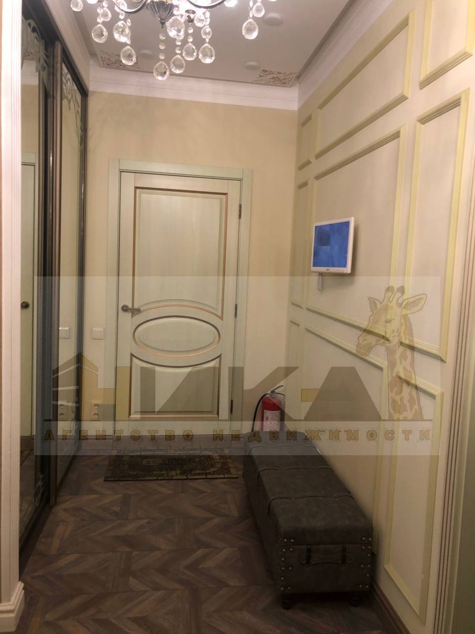 Продажа 3-комнатной квартиры 110 м², Тополиная ул.