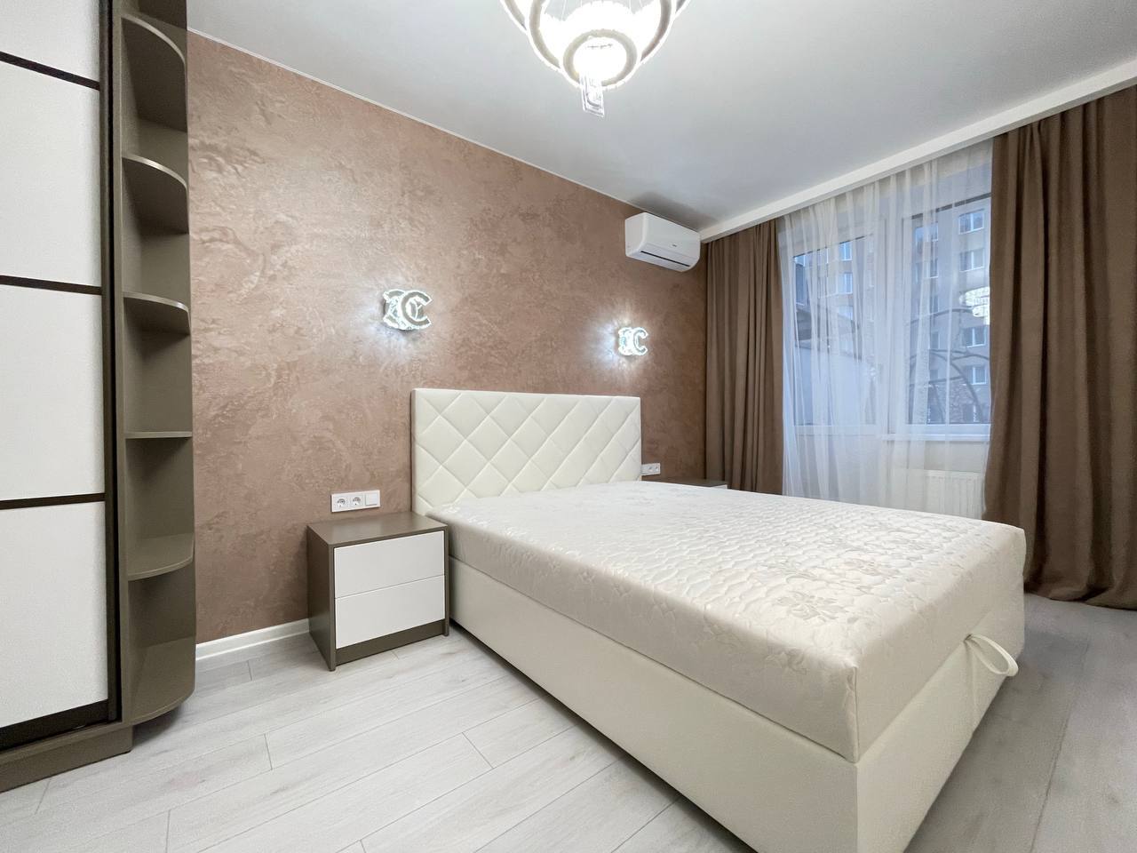 Продажа 2-комнатной квартиры 68 м², Молодежная ул.