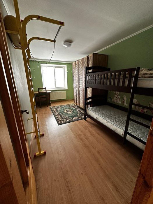 Аренда 3-комнатной квартиры 68 м², Институтская ул.