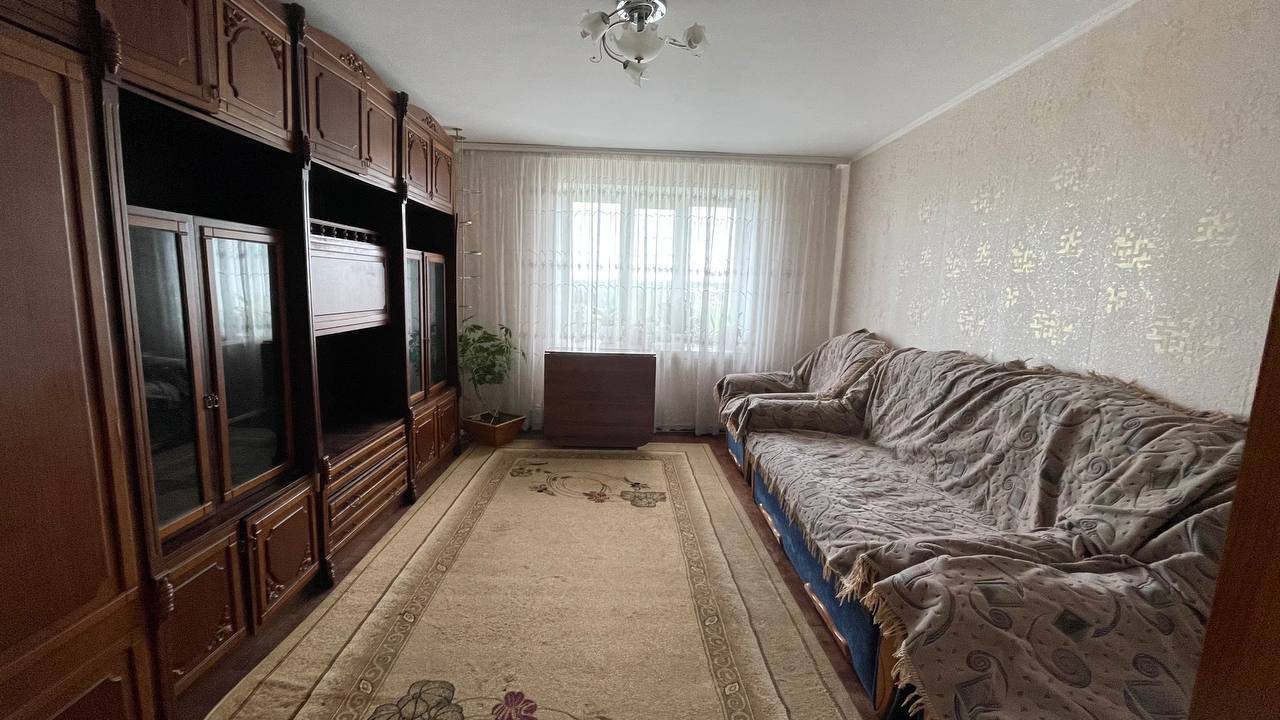 Оренда 1-кімнатної квартири 46 м², Довженка вул.