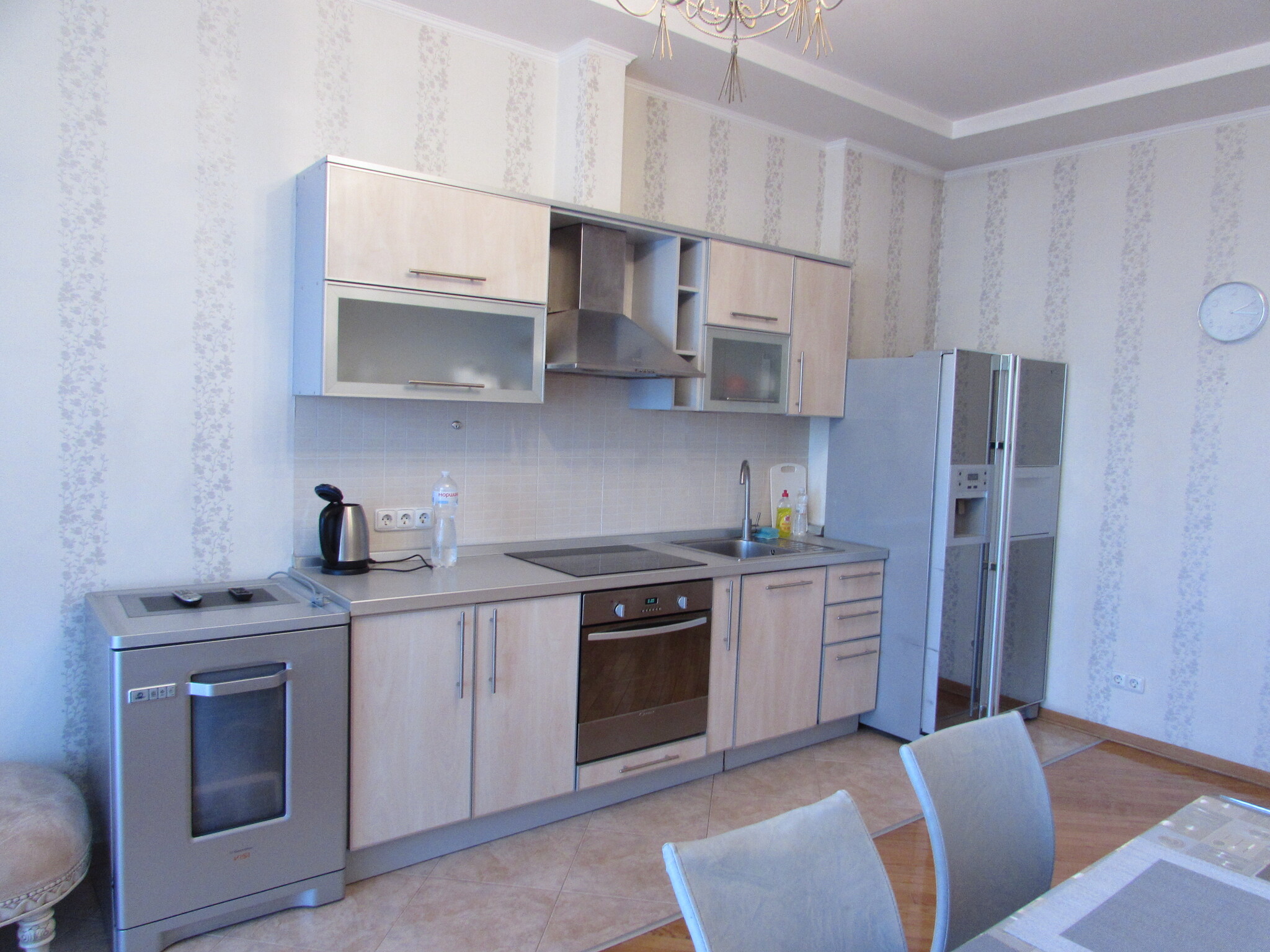 Оренда 3-кімнатної квартири 140 м², Тургенівська вул., 28А-30А