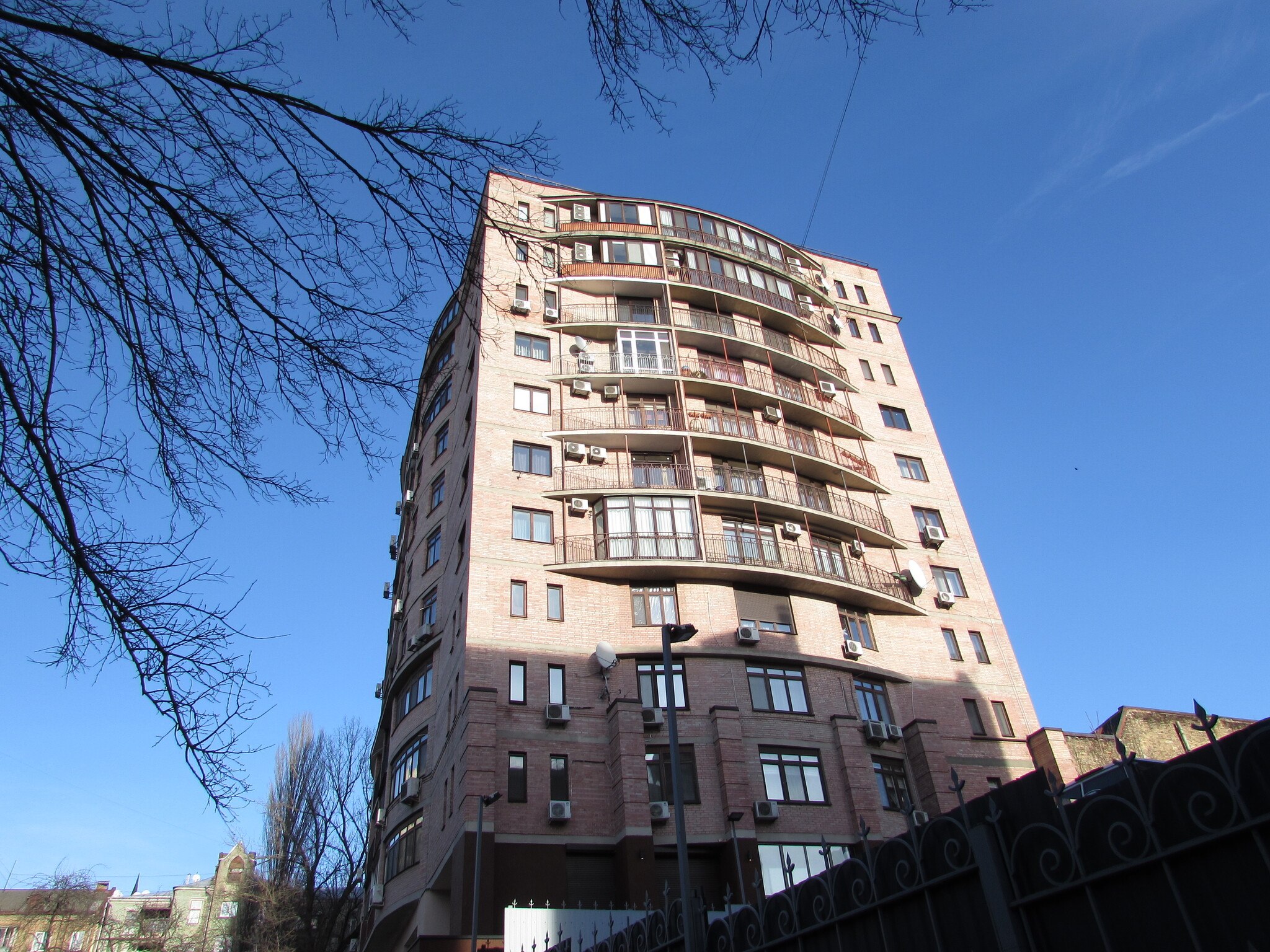Оренда 3-кімнатної квартири 140 м², Тургенівська вул., 28А-30А