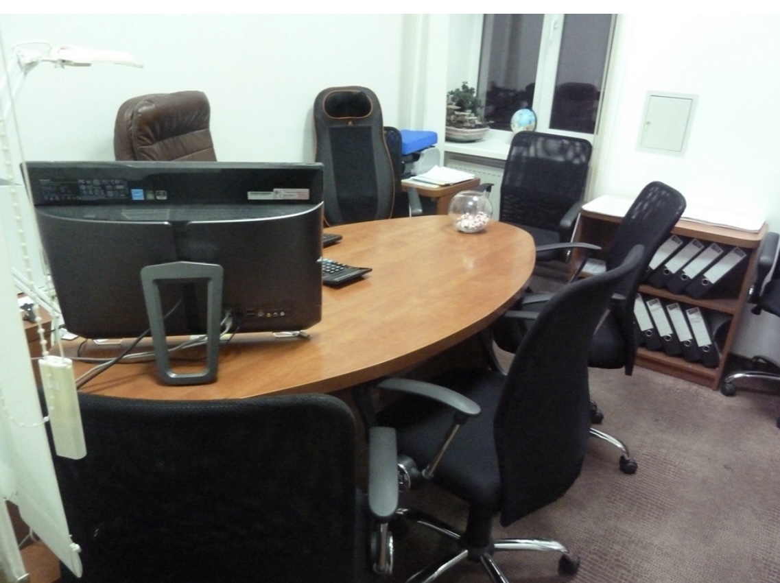 Оренда офісу 22 м², Лариси Руденко вул., 6А