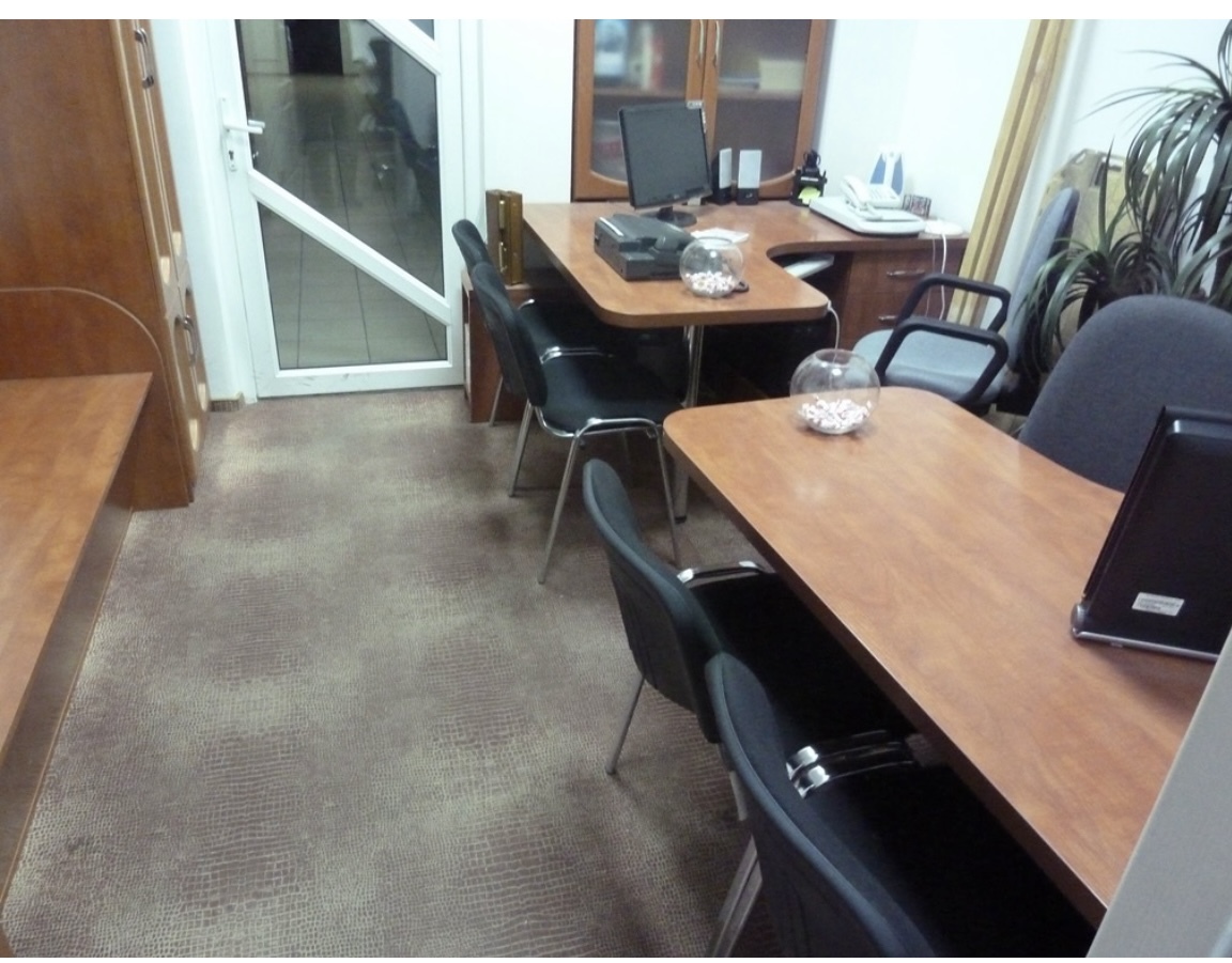 Оренда офісу 22 м², Лариси Руденко вул., 6А