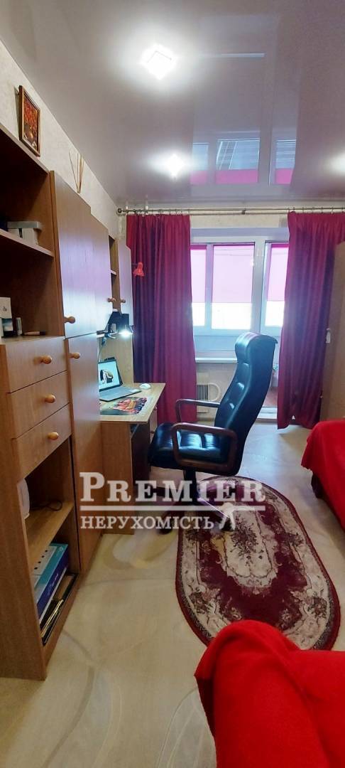 Продаж 3-кімнатної квартири 63 м², Мира просп.
