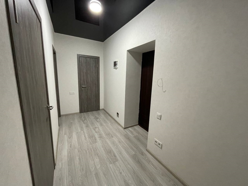 Продаж 1-кімнатної квартири 39.7 м², Мисливська вул.