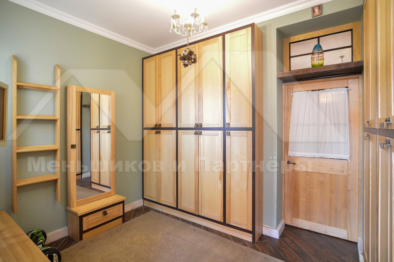 Аренда дома 412 м², Баклажанная ул.