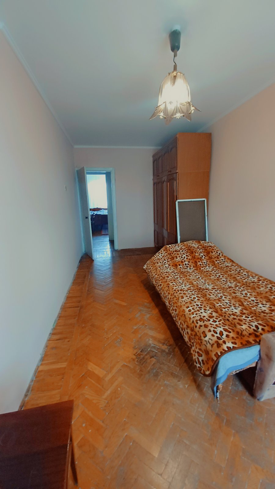 Продаж 2-кімнатної квартири 45 м², Осіння вул.