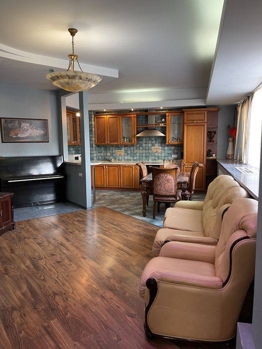 Продаж 2-кімнатної квартири 87 м², Володимира Вернадського вул.