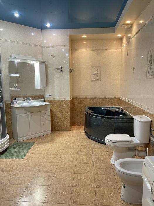 Продаж 2-кімнатної квартири 87 м², Володимира Вернадського вул.