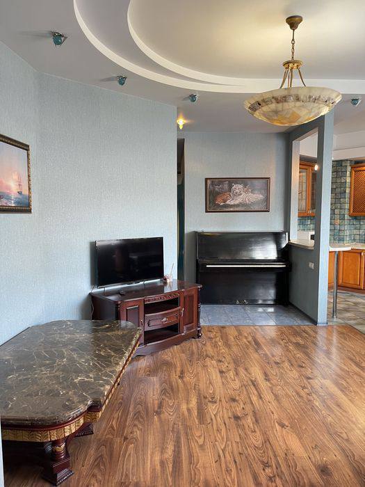 Продаж 2-кімнатної квартири 87 м², Володимира Вернадського вул.