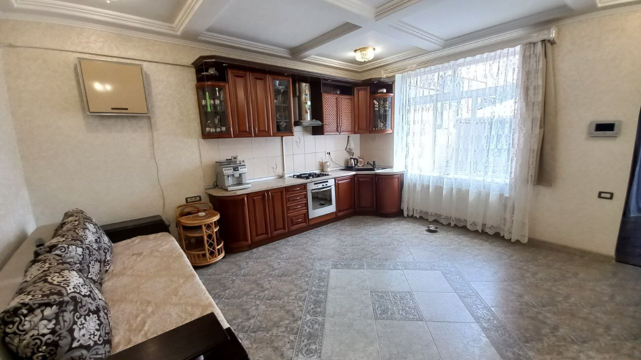 Продаж будинку 190 м², Костанді вул.