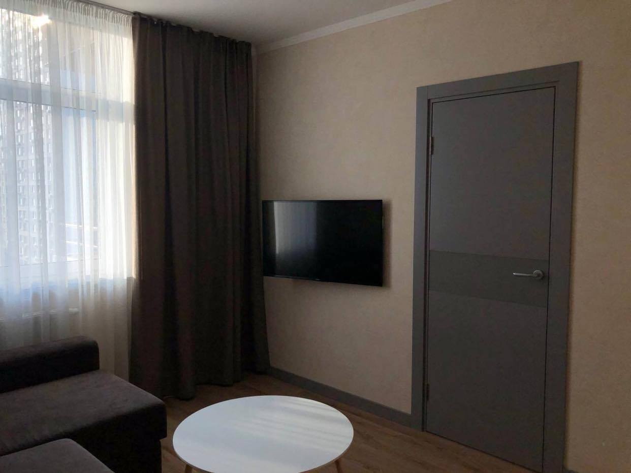 Продаж 1-кімнатної квартири 46 м², Правди просп., 45