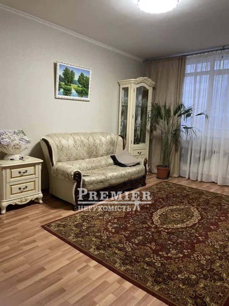 Продажа 1-комнатной квартиры 46 м², Якова Бреуса ул.