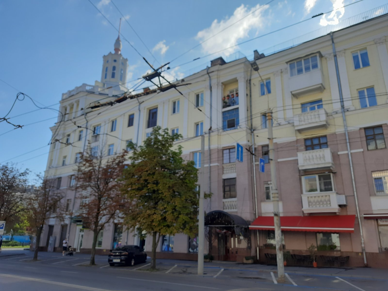 Продажа 3-комнатной квартиры 90 м², Андрея Фабра ул., 5