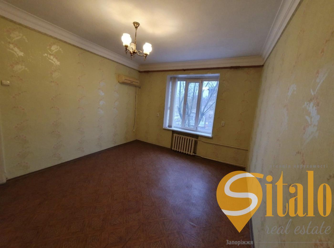Продаж 2-кімнатної квартири 48.03 м², Миру вул.