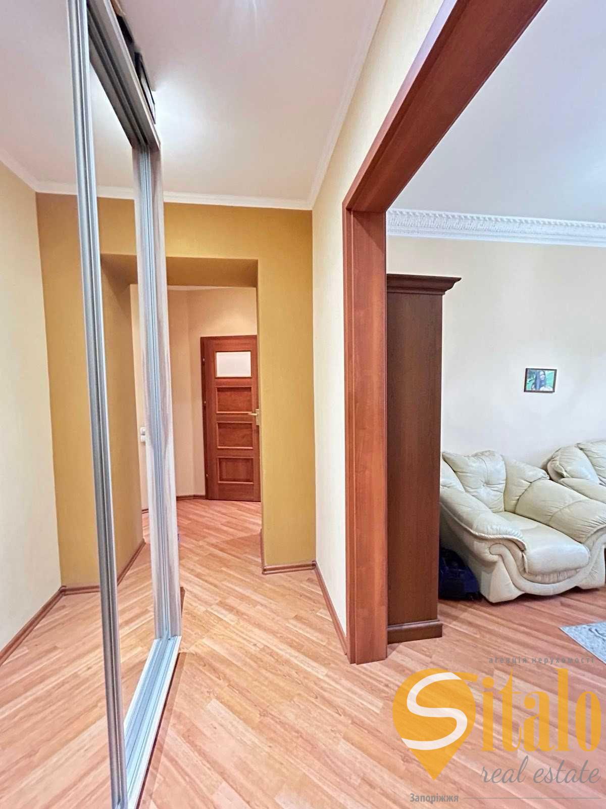 Продаж 2-кімнатної квартири 54 м², Маяковського просп.