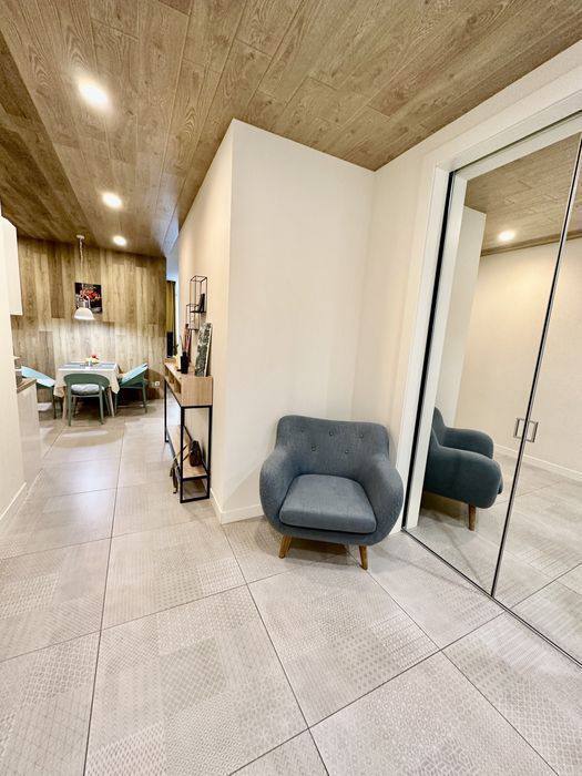 Продаж 3-кімнатної квартири 72 м², Сімферопольська вул.