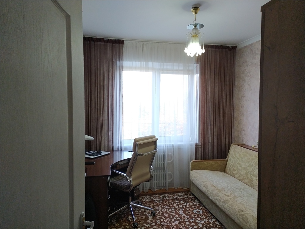 Продаж 3-кімнатної квартири 67 м², Шолохова вул., 25