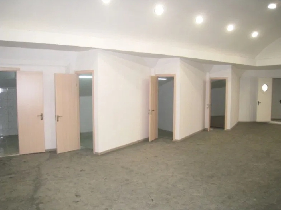 Оренда офісу 142 м², Семинарская вул.