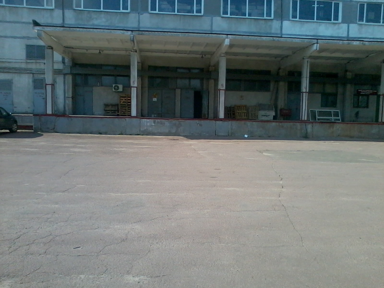 Аренда склада 1000 м², Евгения Маланюка ул.