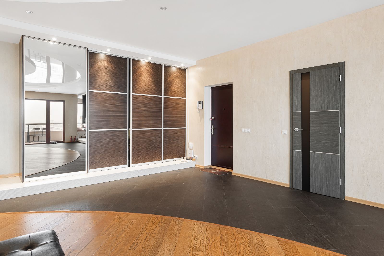 Продаж 3-кімнатної квартири 165 м², Віри Інбер пров., 5