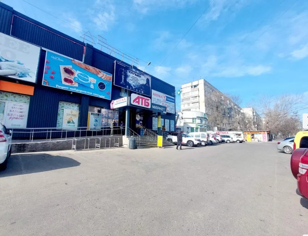 Оренда приміщення вільного призначення 1400 м², Ільфа і Петрова вул.