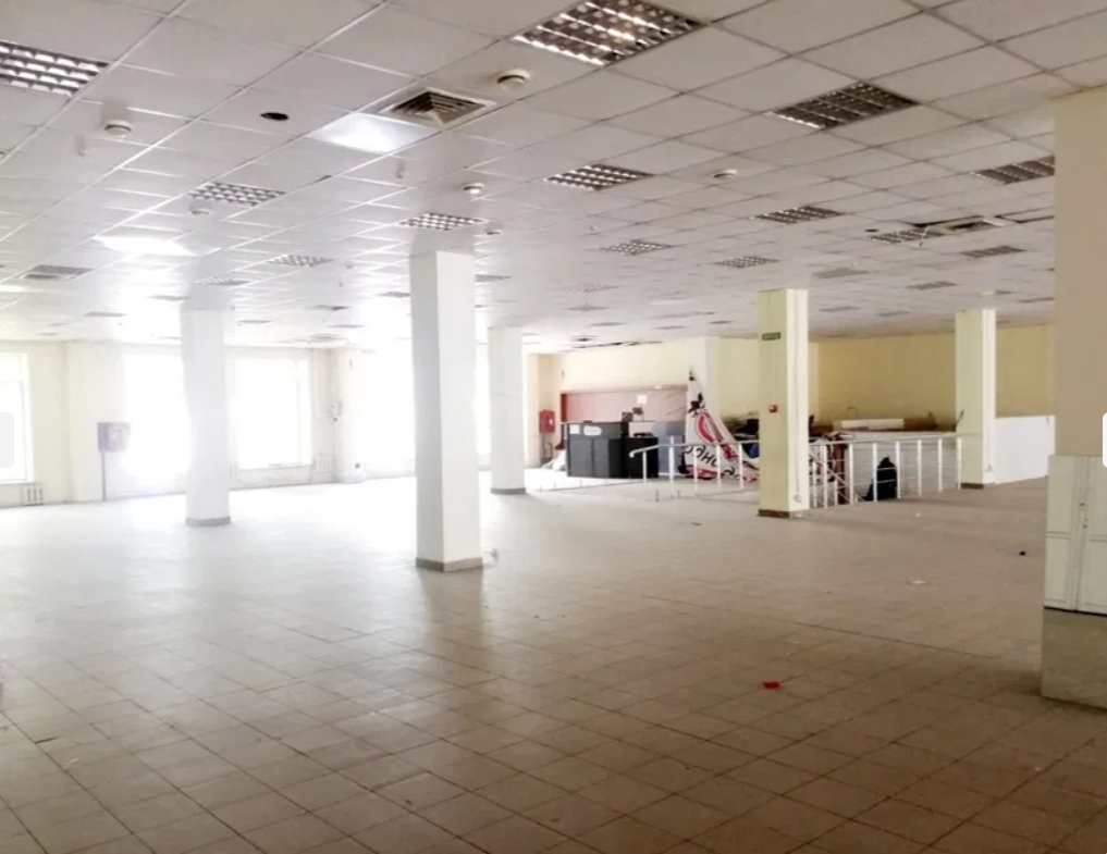 Оренда приміщення вільного призначення 1400 м², Ільфа і Петрова вул.