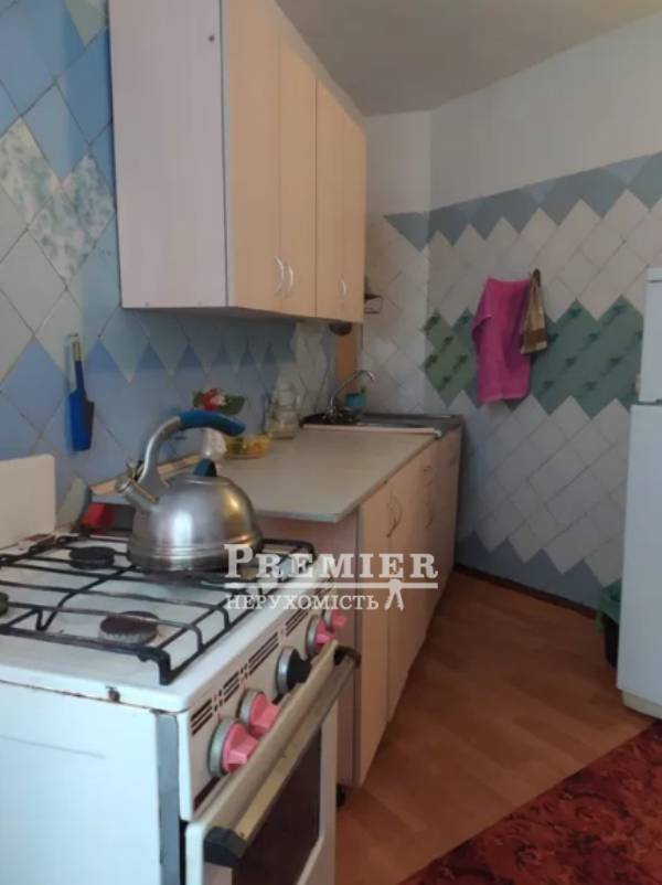 Продаж 3-кімнатної квартири 67 м², Николаевская дор.