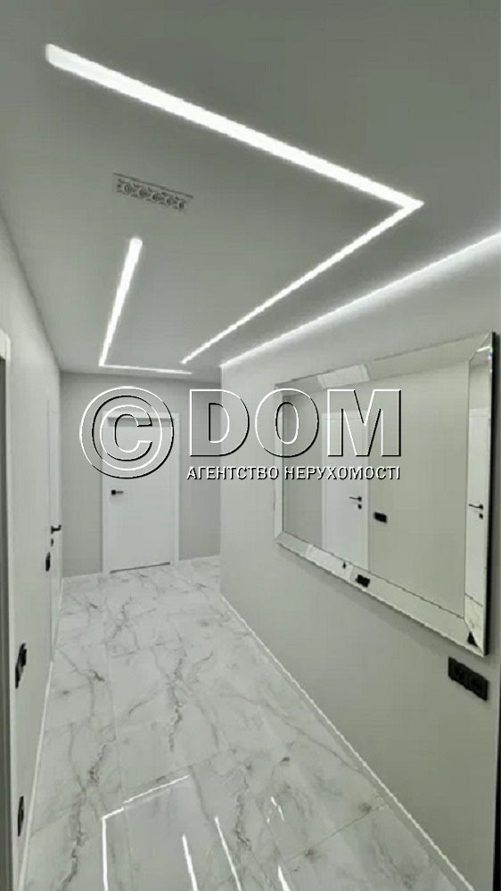 Продажа 2-комнатной квартиры 60 м², Александра Олеся ул.