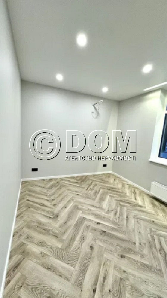 Продажа 2-комнатной квартиры 60 м², Александра Олеся ул.