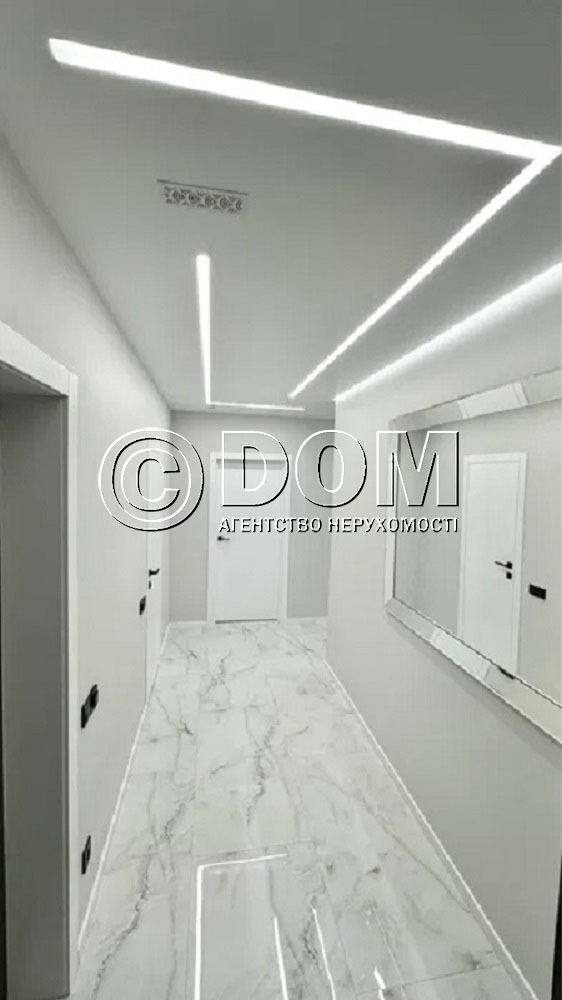 Продажа 2-комнатной квартиры 60 м², Александра Олеся ул.