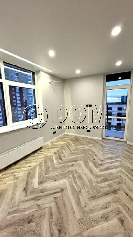 Продажа 2-комнатной квартиры 60 м², Александра Олеся ул.