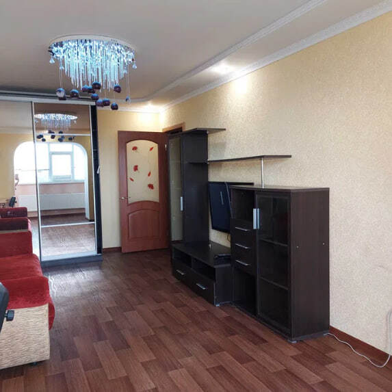Продаж 2-кімнатної квартири 61 м², Металургів вул.