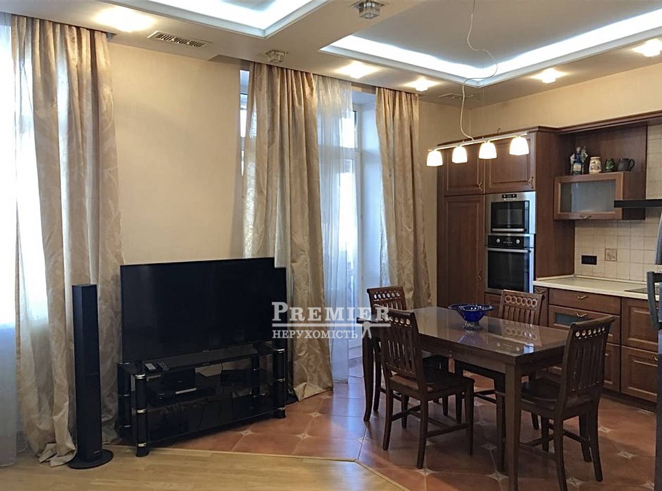 Продаж 3-кімнатної квартири 132 м², Фонтанская дор.