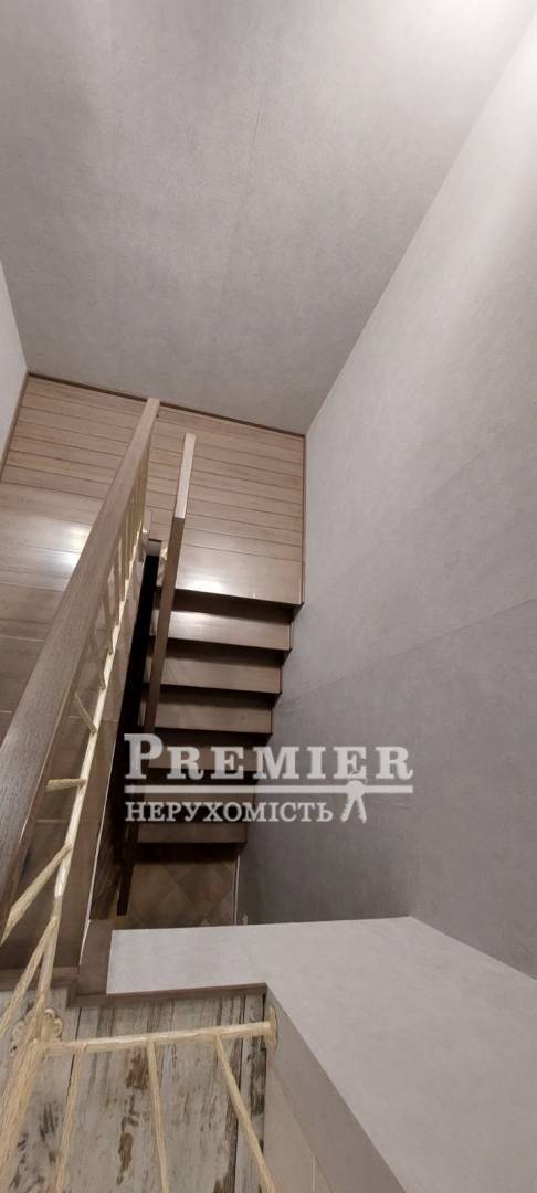 Продажа 2-комнатной квартиры 72 м², Дидрихсона ул.