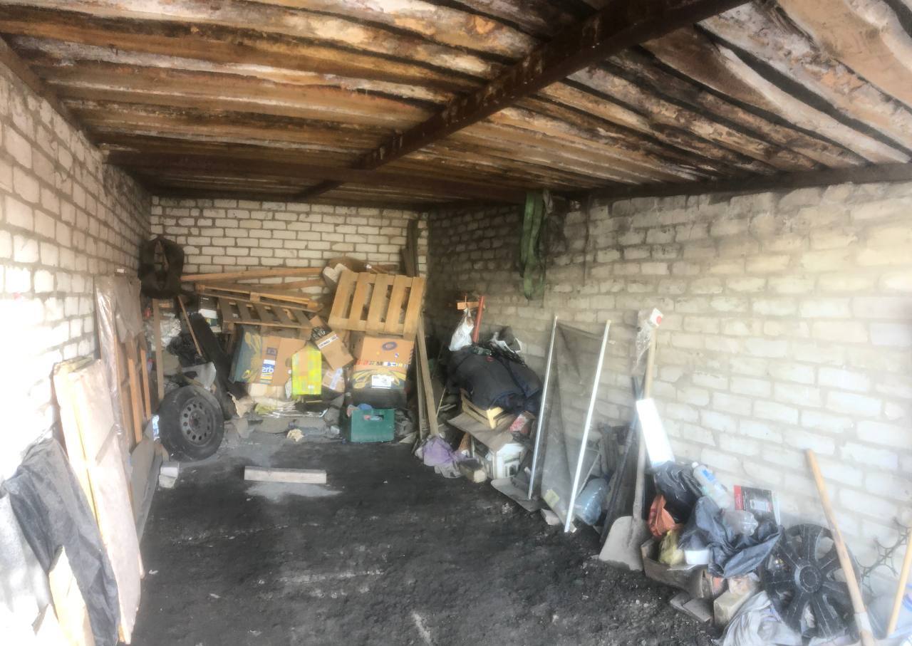 Продаж гаража 16.4 м², Героїв Праці вул., 180