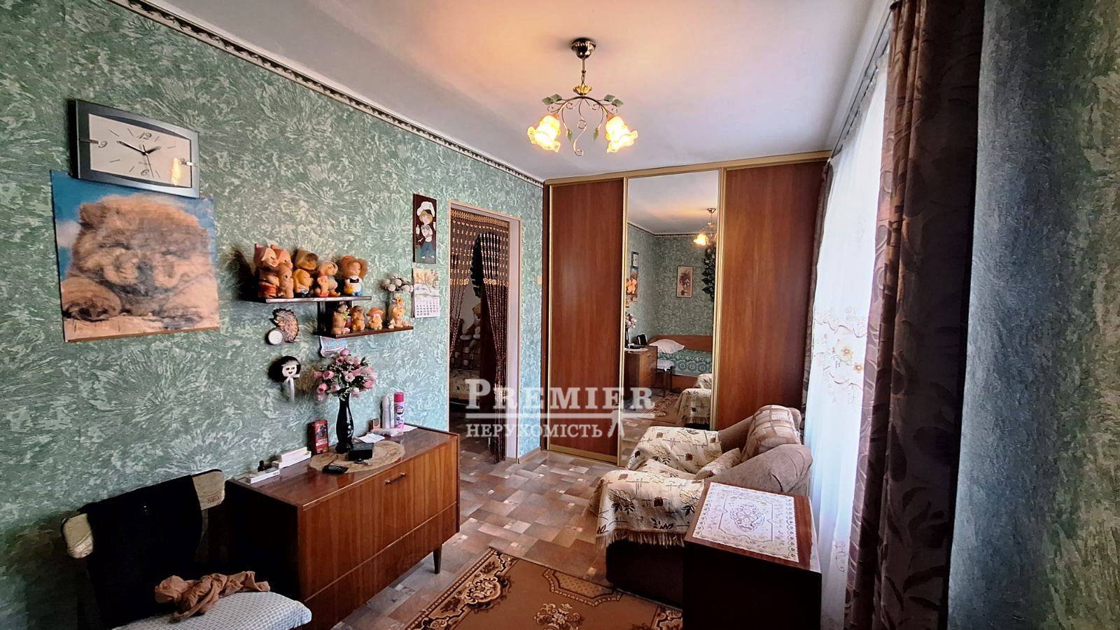Продаж 2-кімнатної квартири 43.5 м², Корабельная вул.