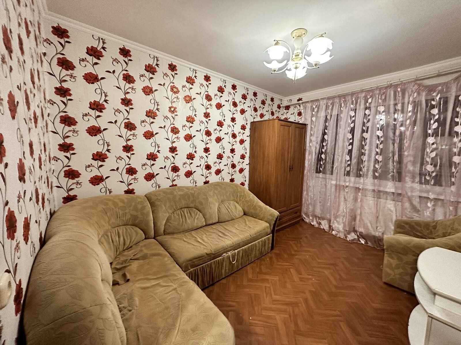 Аренда 3-комнатной квартиры 62 м², Хотовицкого ул.