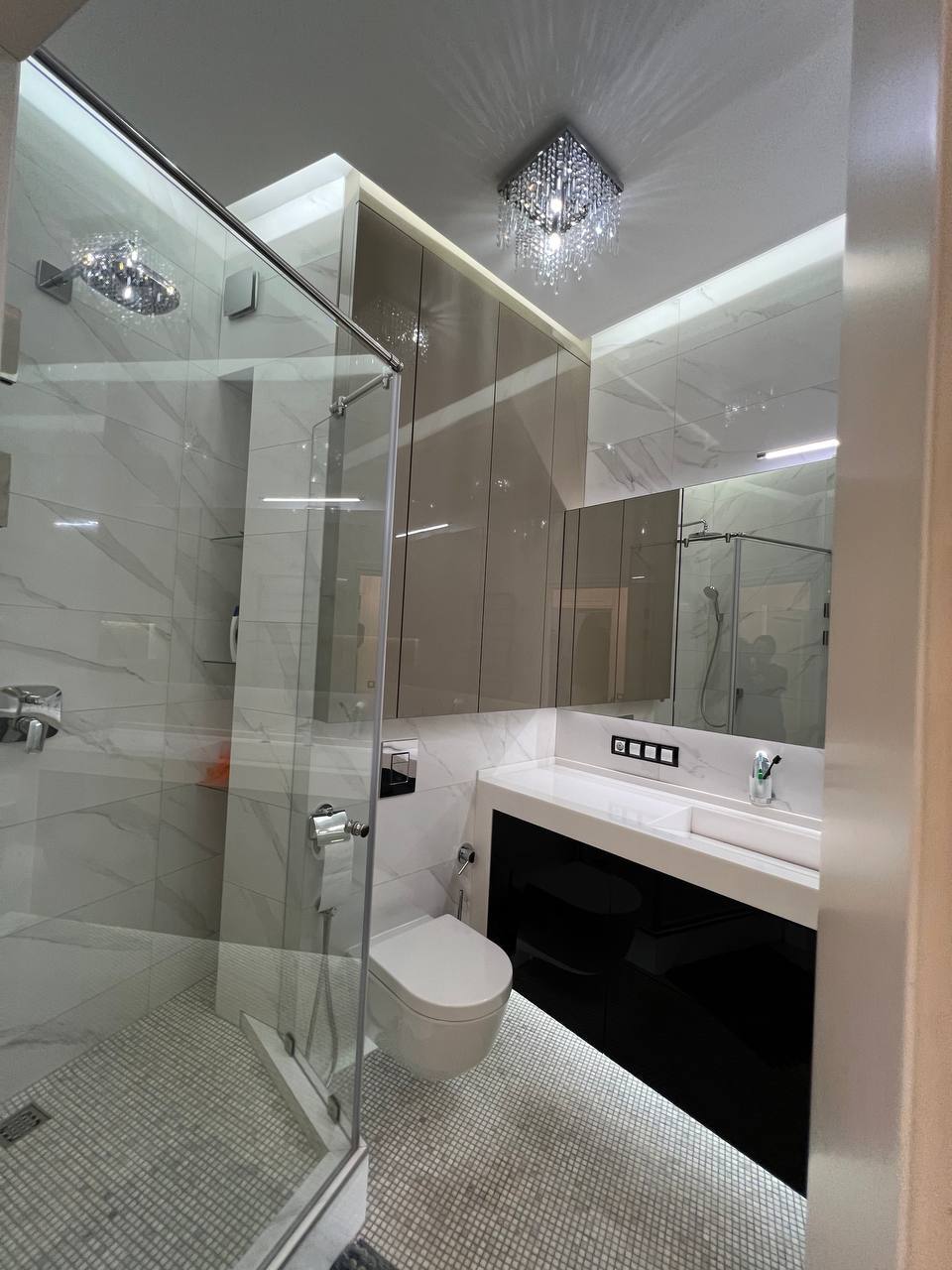 Продажа 3-комнатной квартиры 92 м², Итальянский бул., 1А