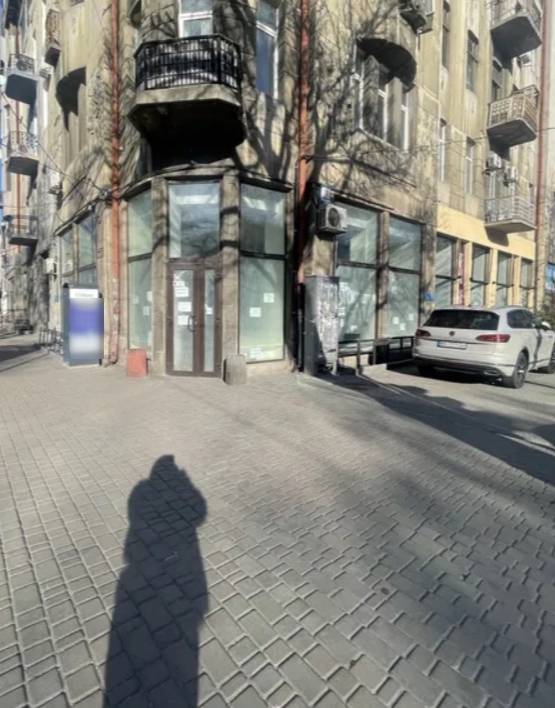 Оренда торговельного приміщення 77 м², Катеринінська вул.