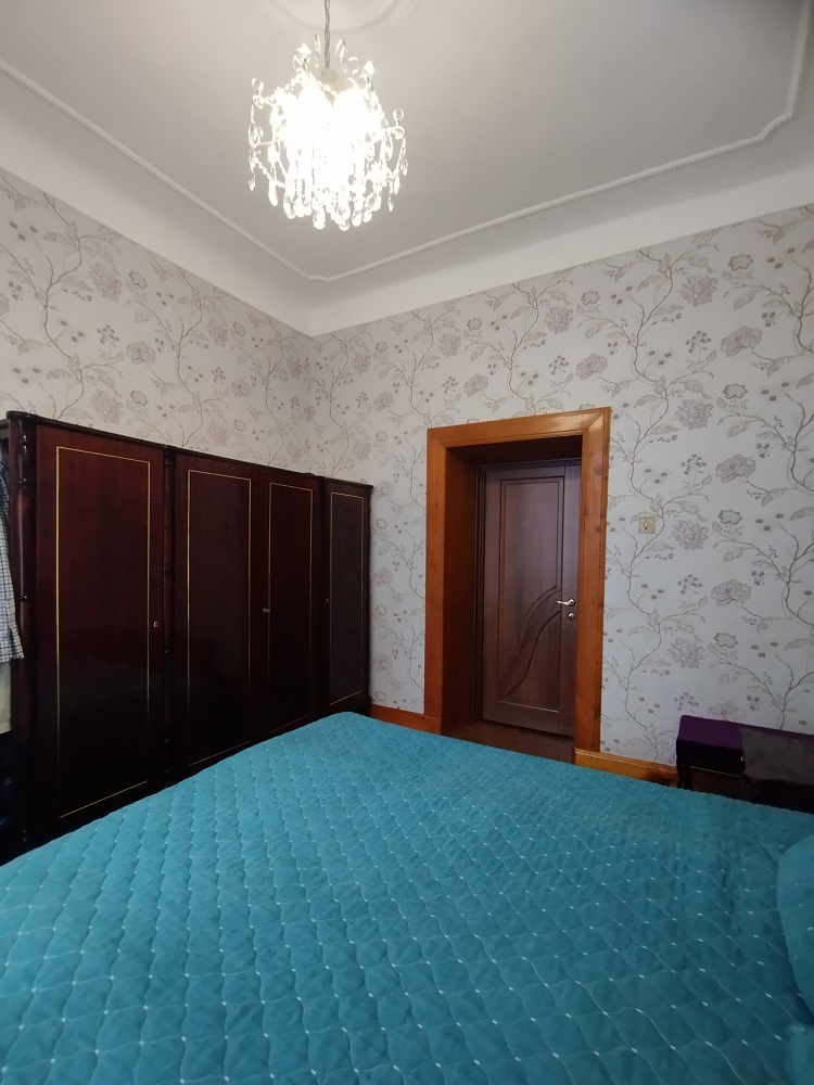 Продаж 3-кімнатної квартири 87 м², Євгена Котляра вул., 8/10В