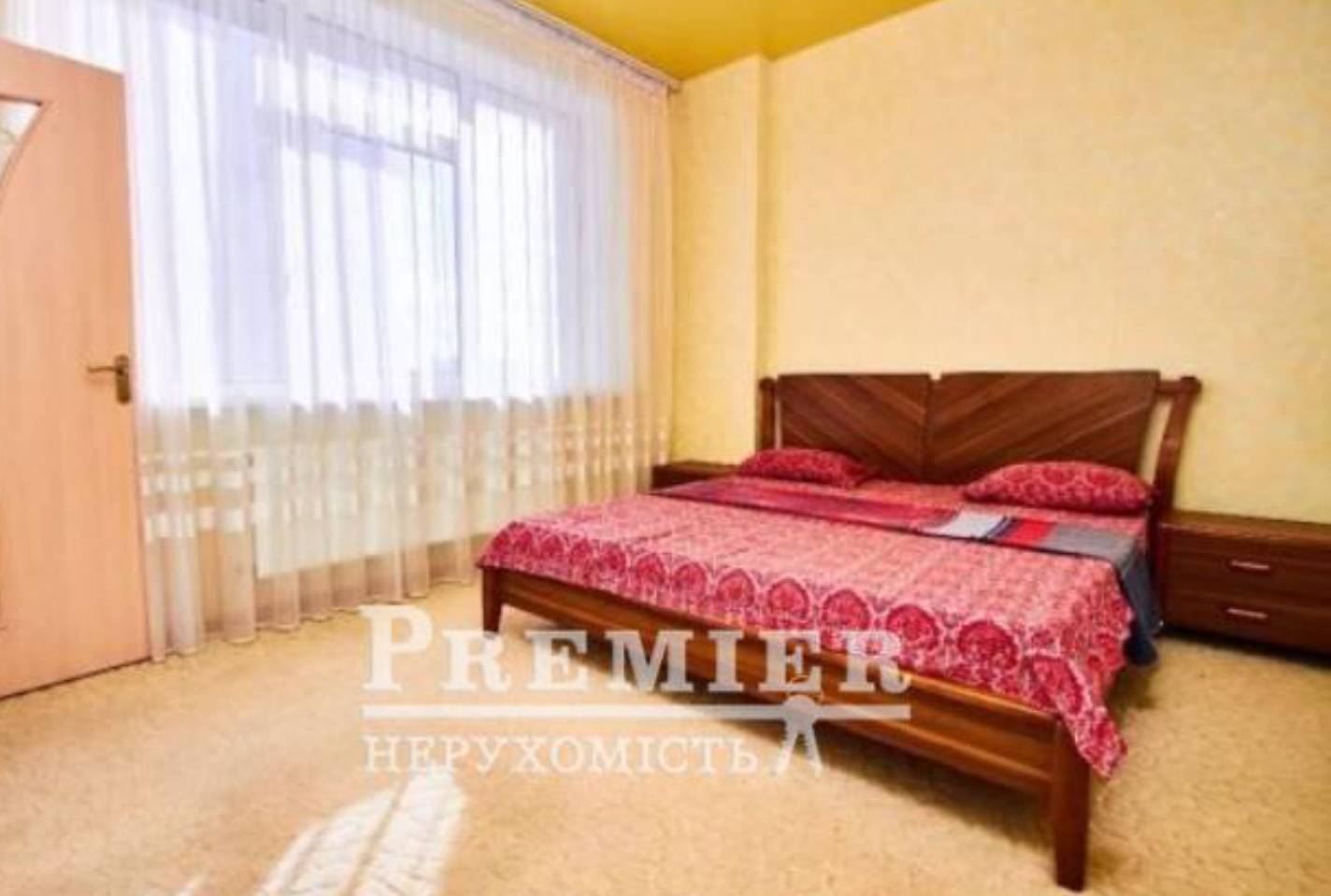 Продаж 2-кімнатної квартири 65 м², Гагарінське Плато вул.