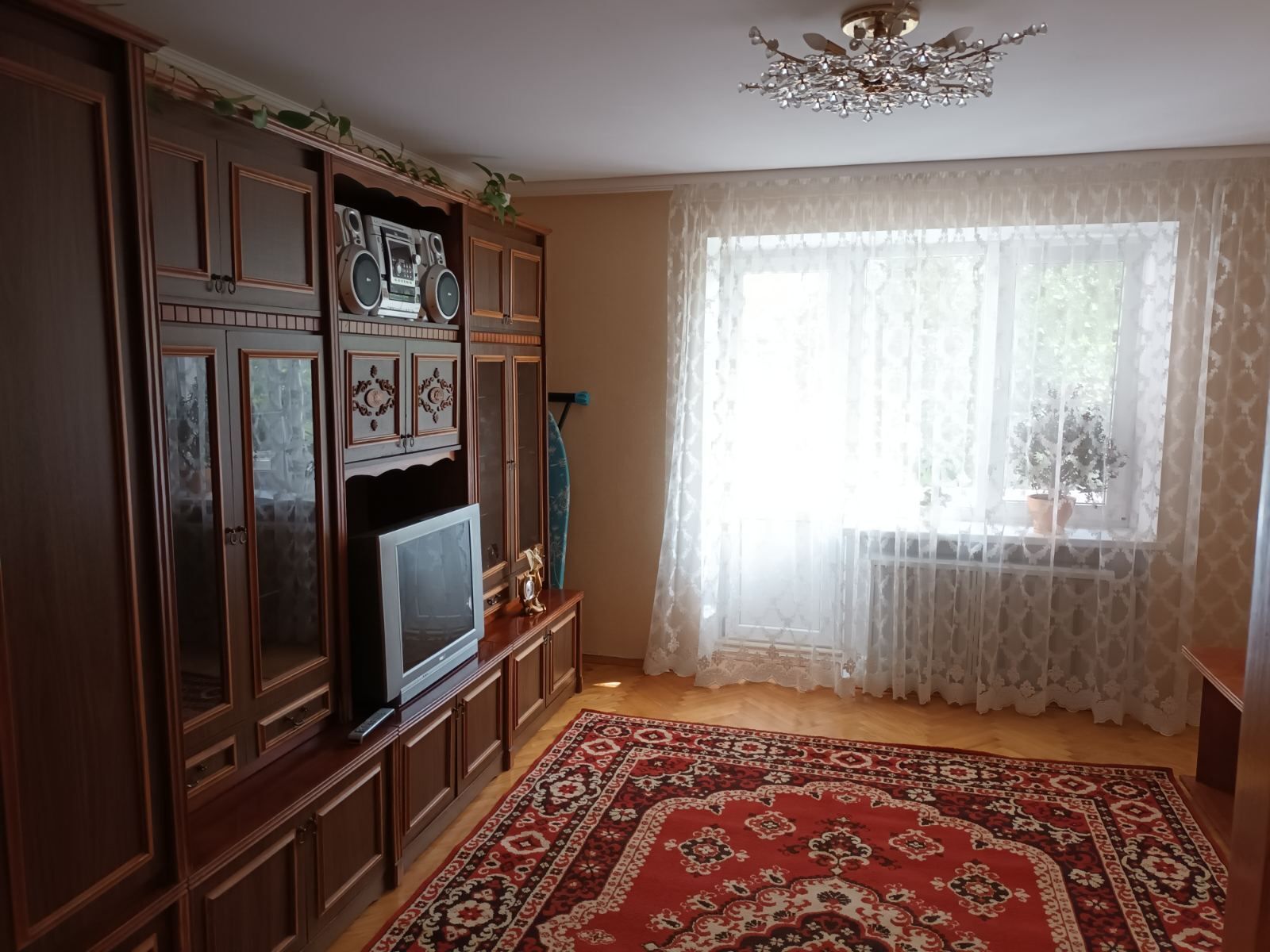 Оренда 2-кімнатної квартири 58 м², Миколи Мазура вул.