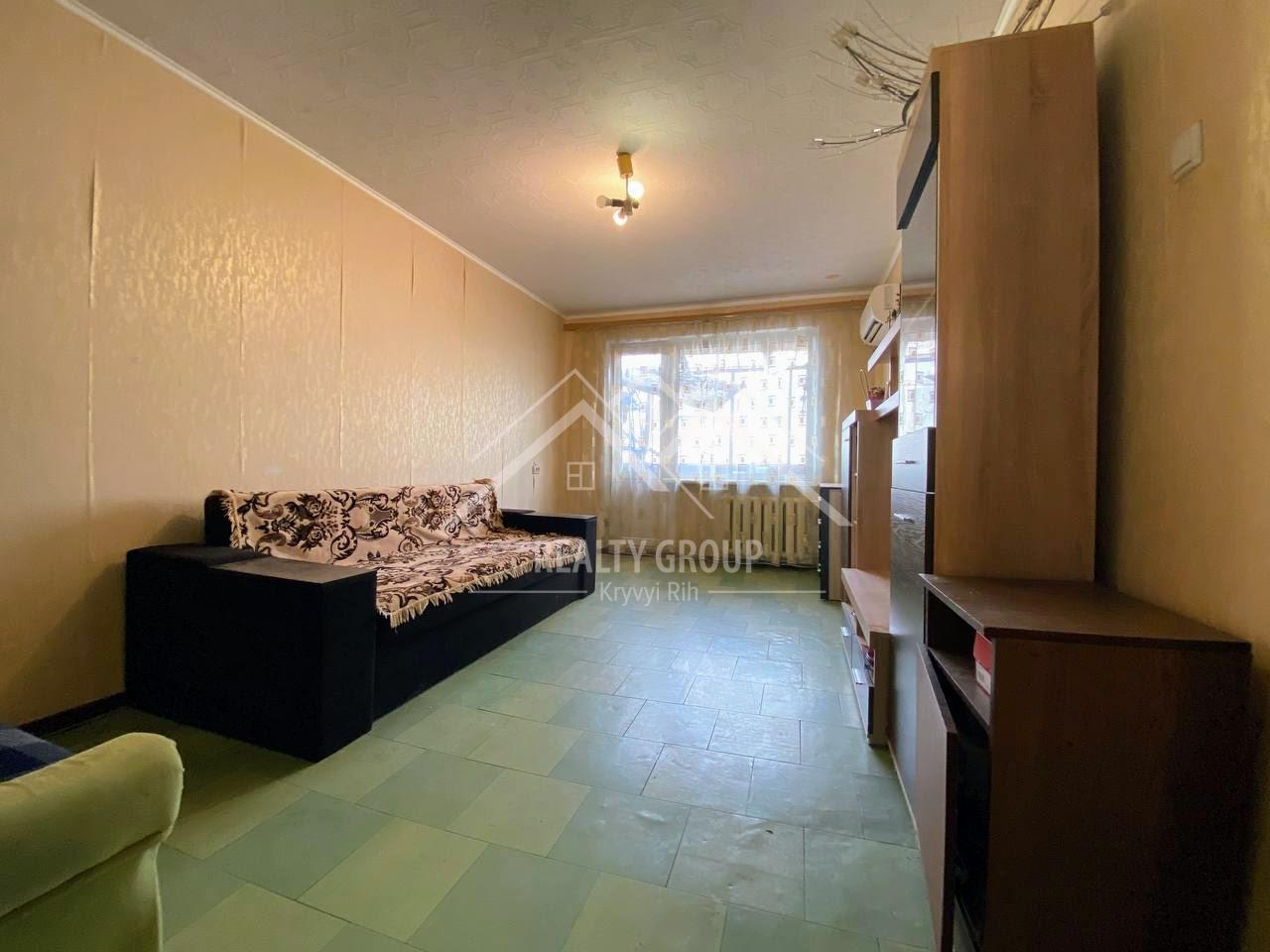 Продажа 2-комнатной квартиры 44.8 м², Песочная ул., 64а