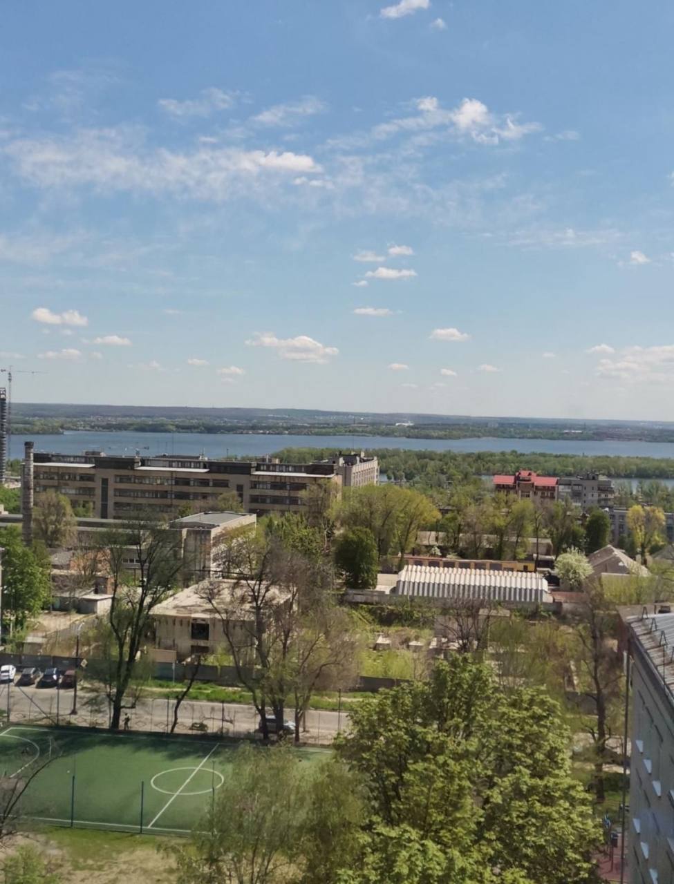 Продаж 3-кімнатної квартири 107 м², Академіка Чекмарьова вул.