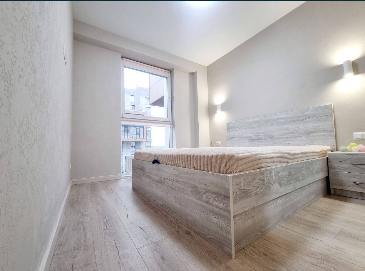 Продажа 2-комнатной квартиры 38 м², Набережная Победы ул.