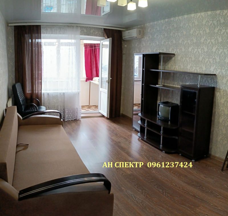 Продаж 1-кімнатної квартири 36 м², Новокузнецька вул.